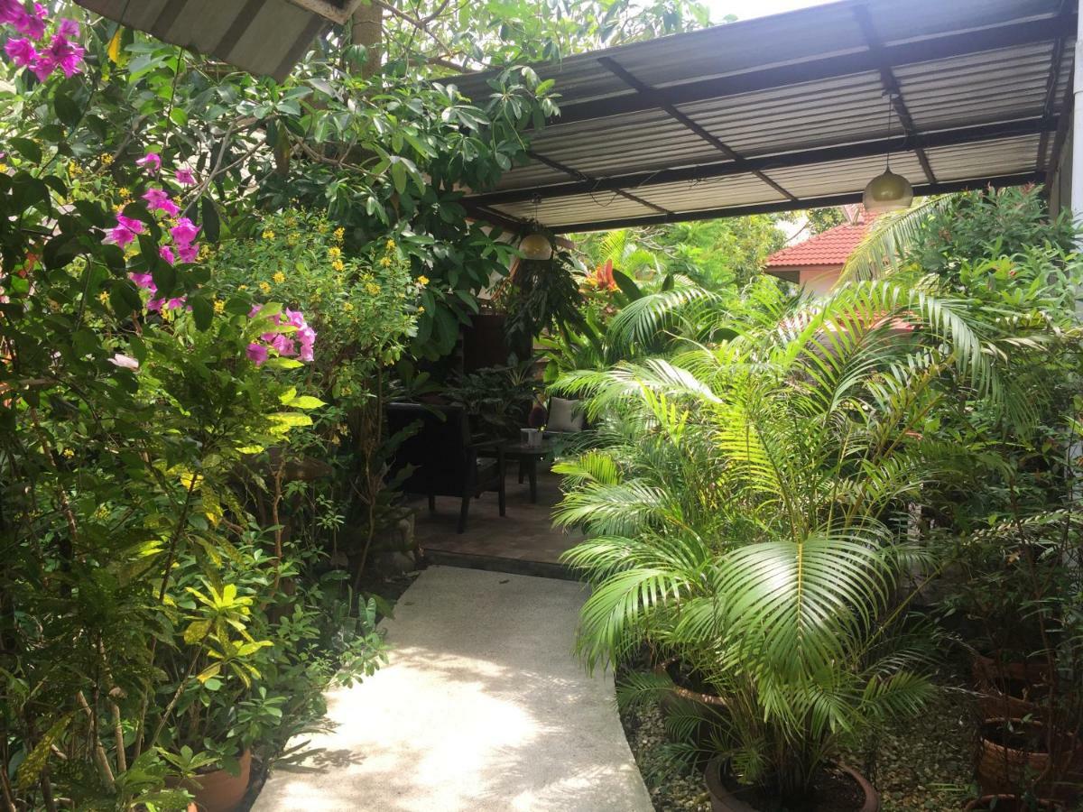 Отель Lemon House Samui Маенам Экстерьер фото